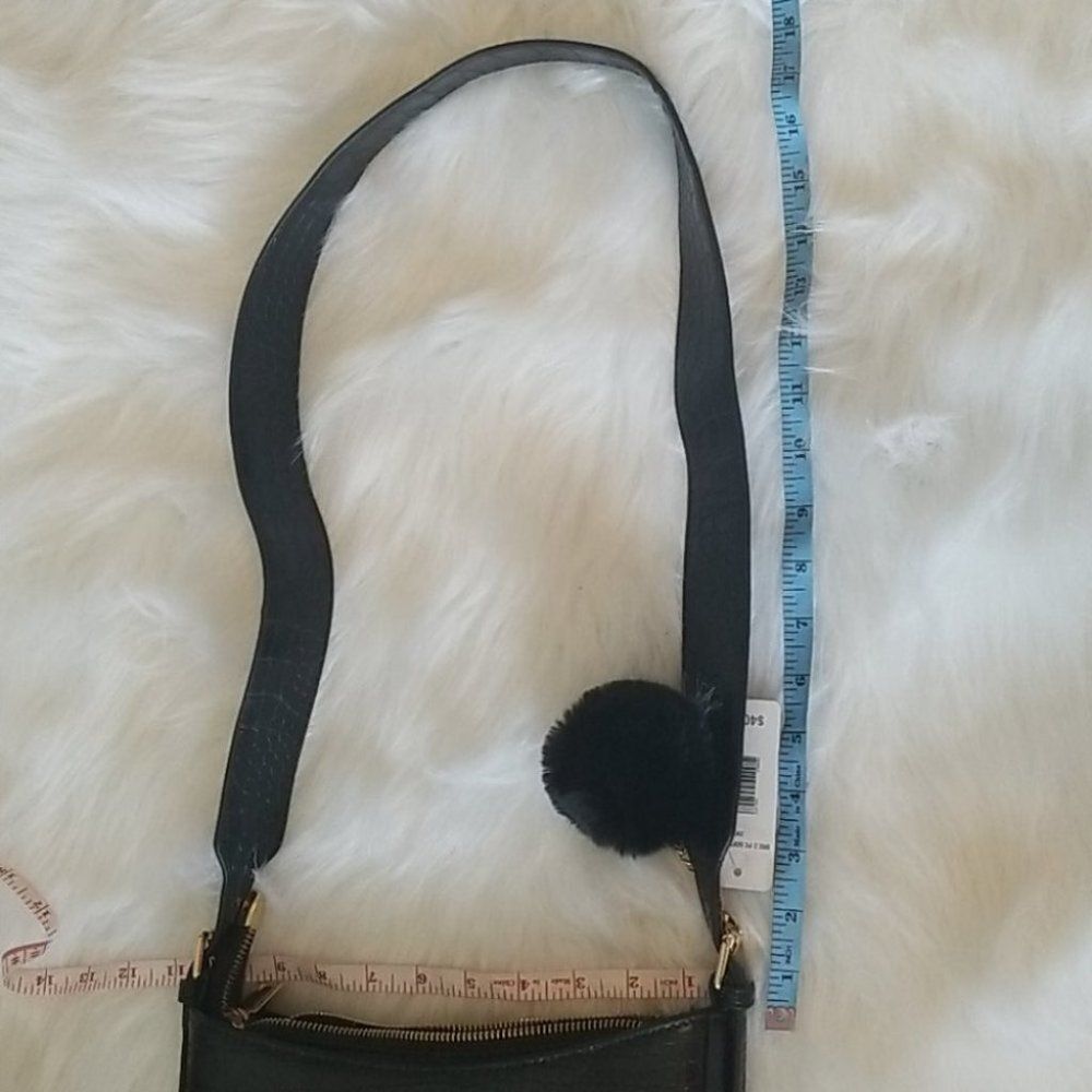 NWT Massini Embossed Bucket Hobo Style Bag - Picture 9 of 12